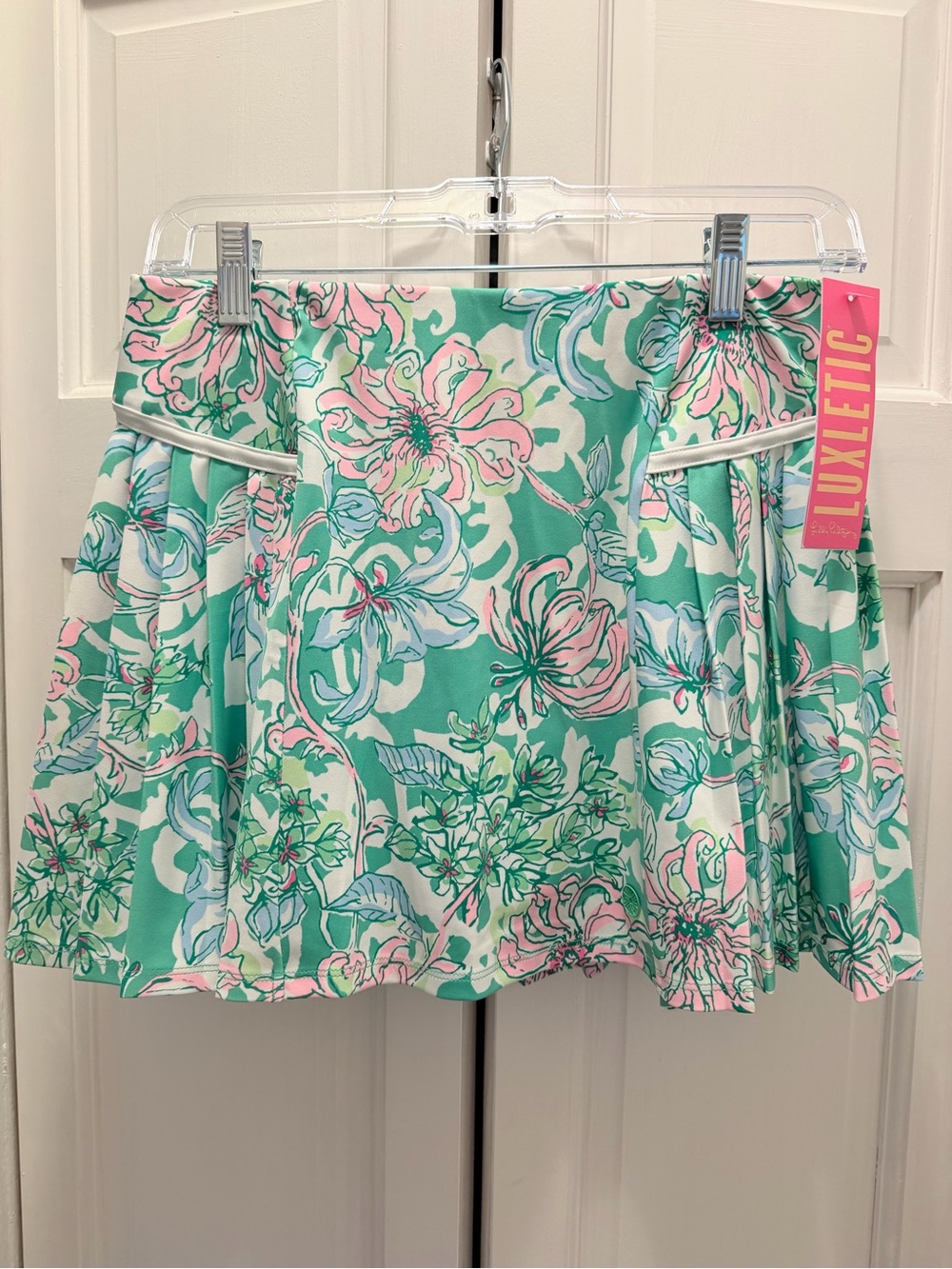 NWT LILLY PULITZER BACIO SKORT UPF 50+ SIZE S SPEARMINT BLOSSOM VIEWS SMALL